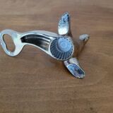 Zoomorphic decapsulator sea lion