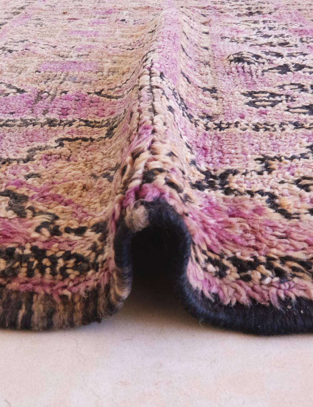 Vintage Moroccan Rug - 306 x 193 cm