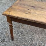 Farm table