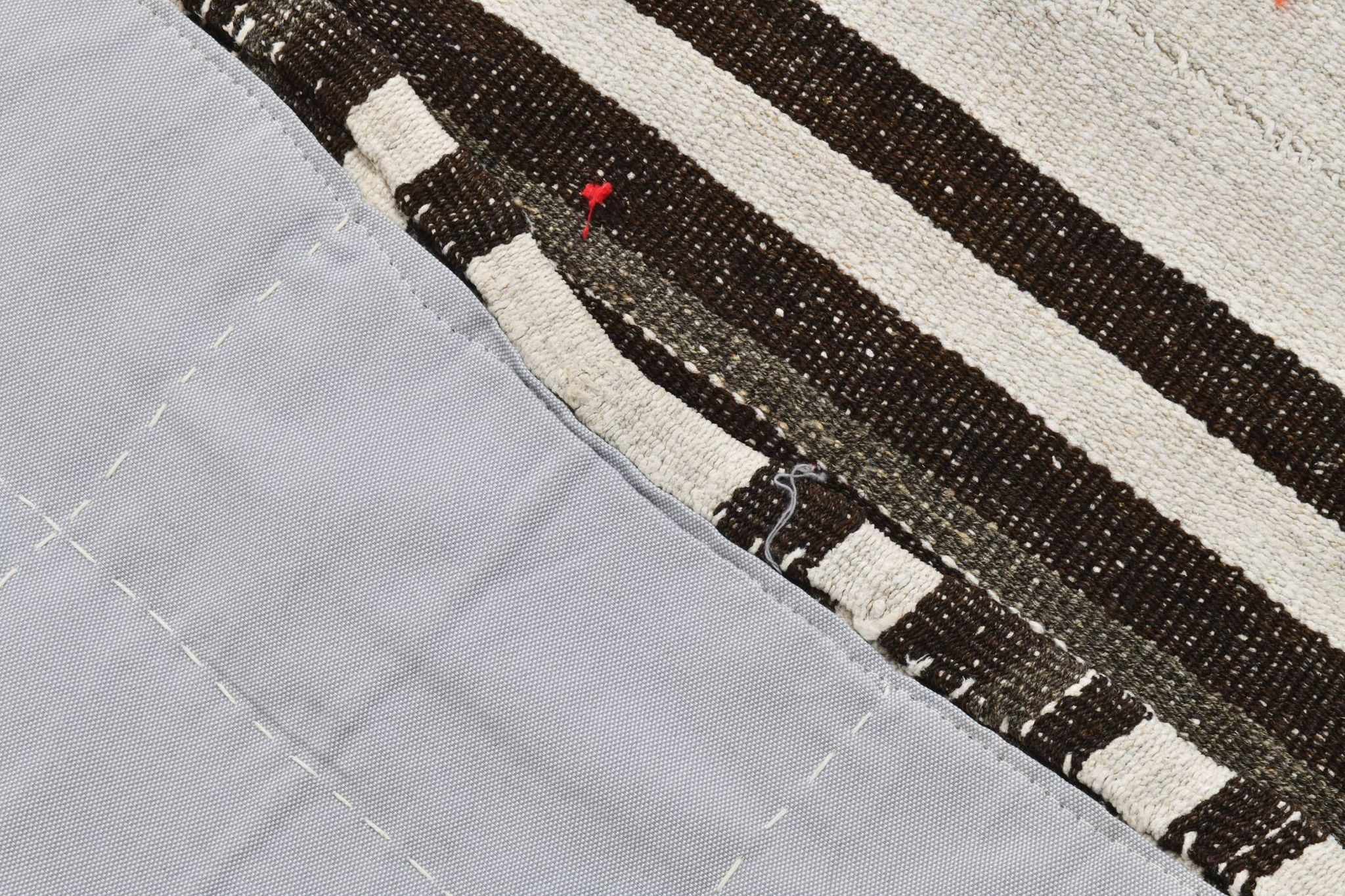 Tapis Kilim vintage rayé contemporain, 206 x 304 cm
