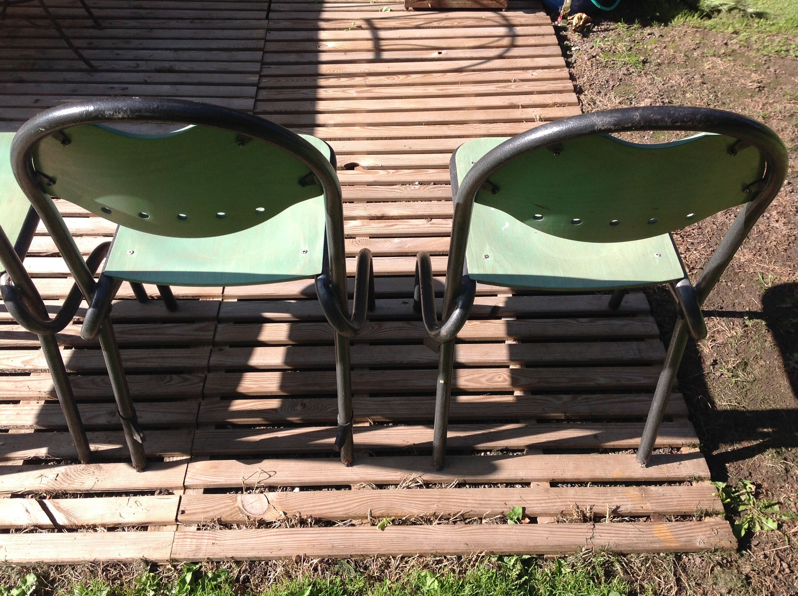 Series of 4 chairs