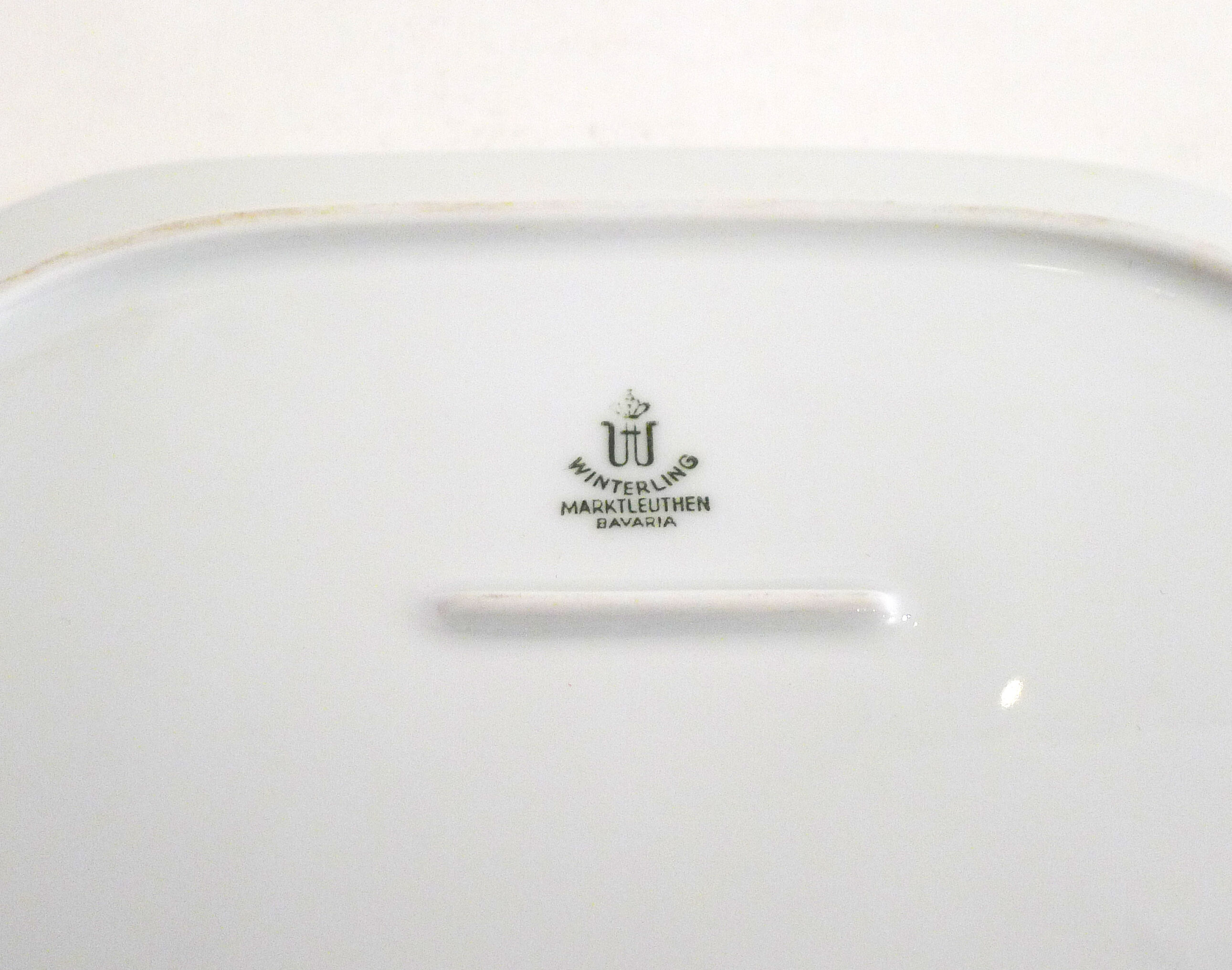 Pair of small Winterling Bavaria porcelain dishes