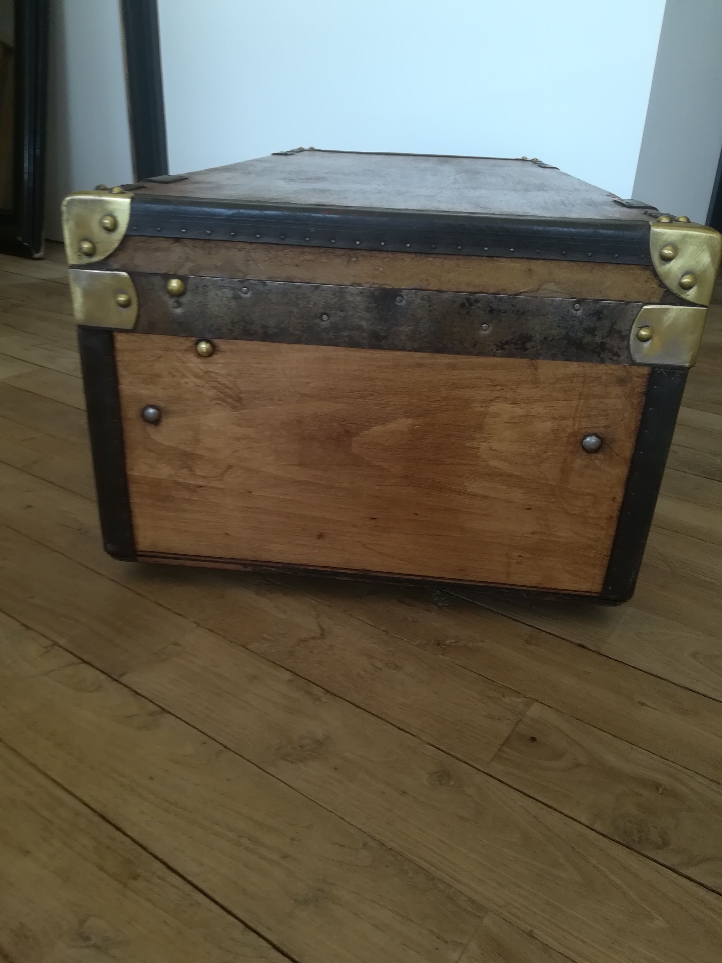 Old suitcase