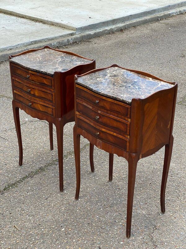 Paire de chevet Louis XV début 20ème marqueterie et marbre