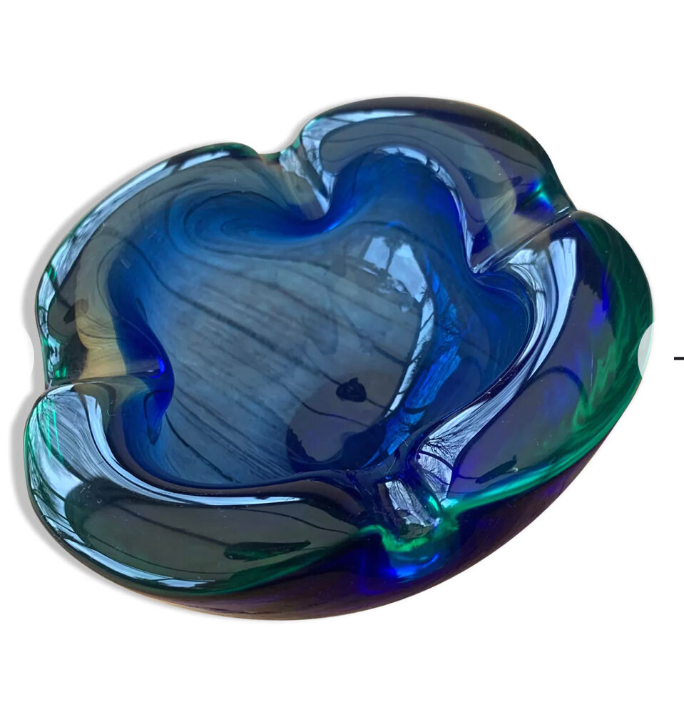 This description has been translated automatically and may not be - Murano glass ashtray / small