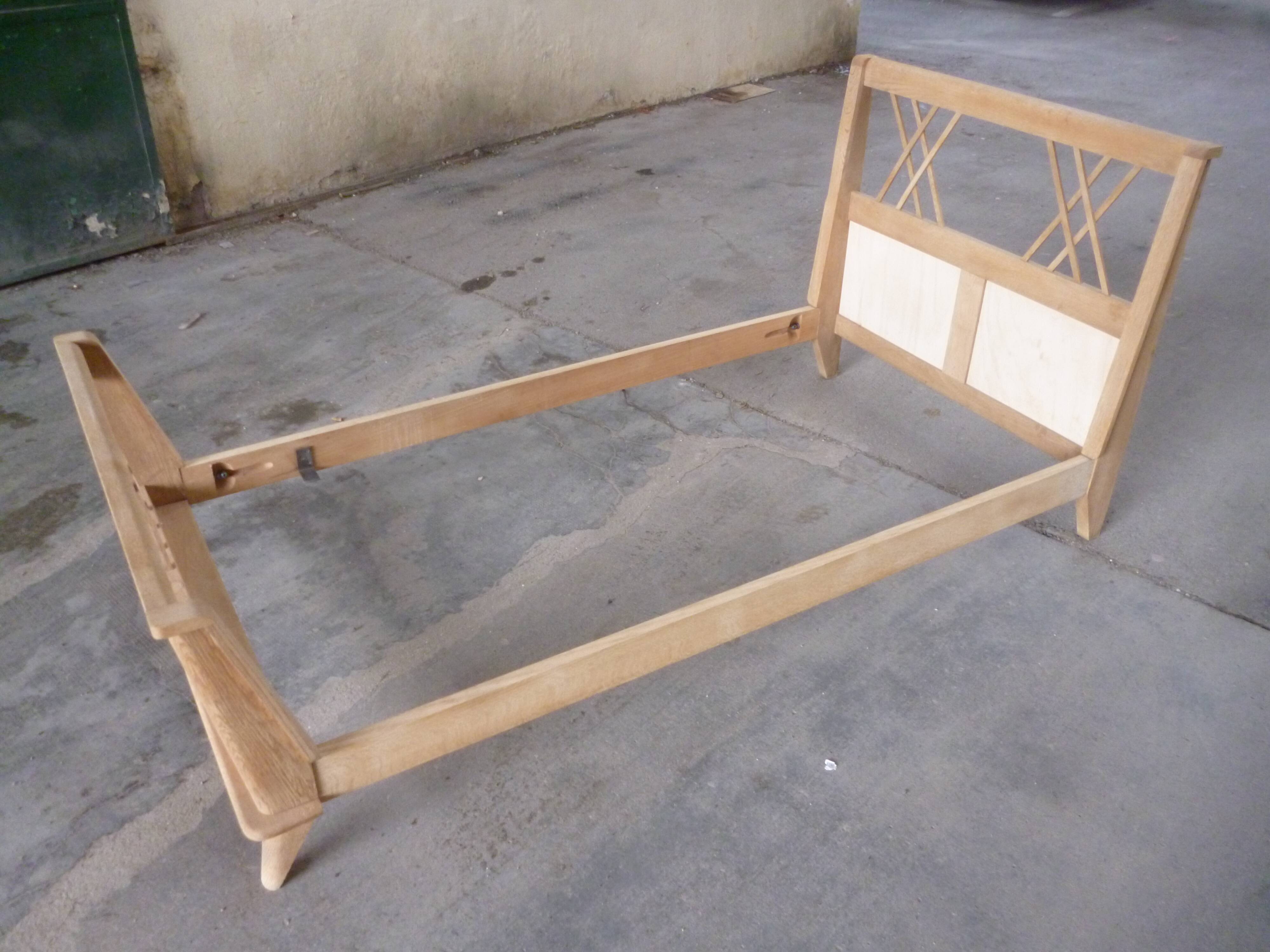 Oak bed from the 70s