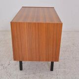 Scandinavian chest of drawers dating from the 50s.