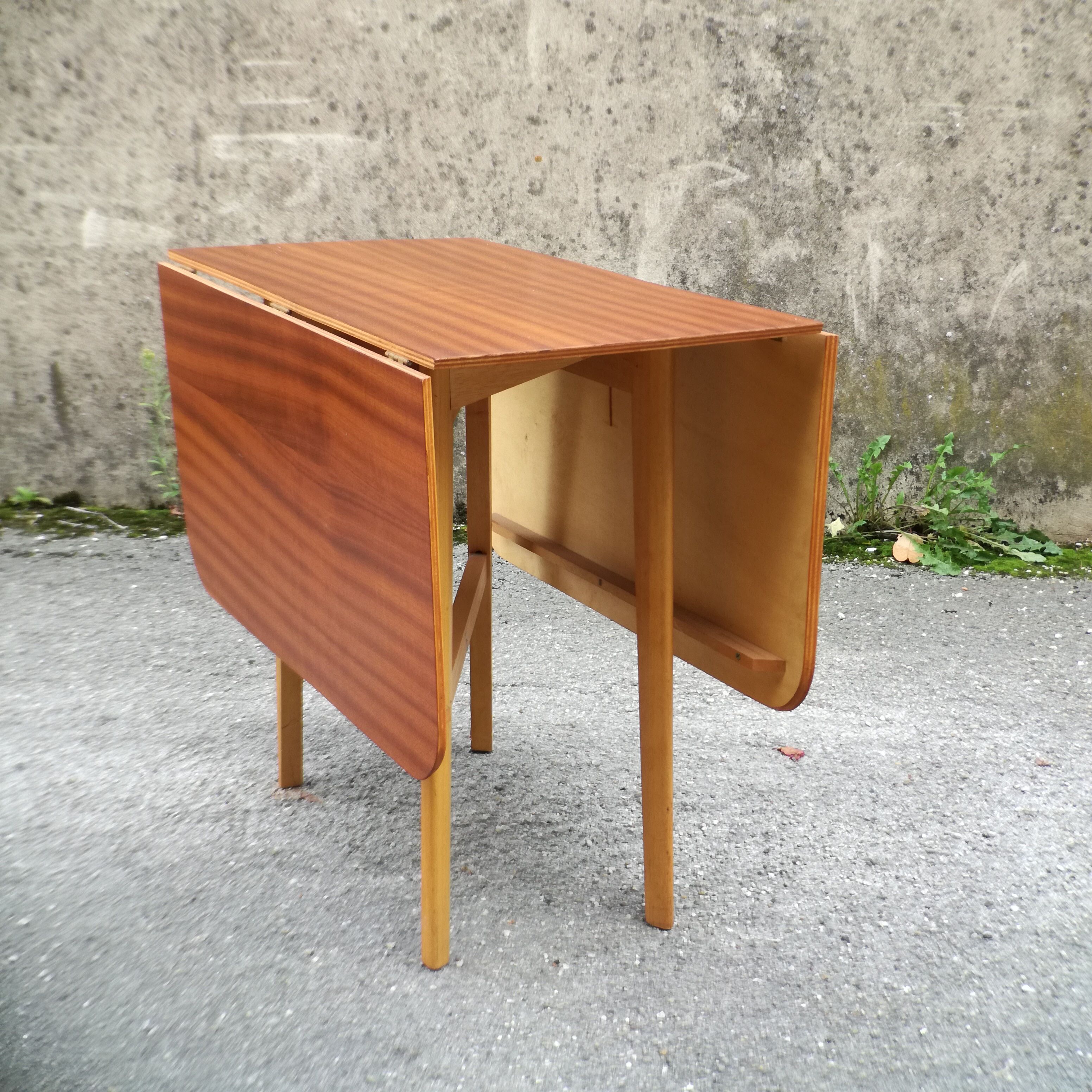 Expandable table - 120x80