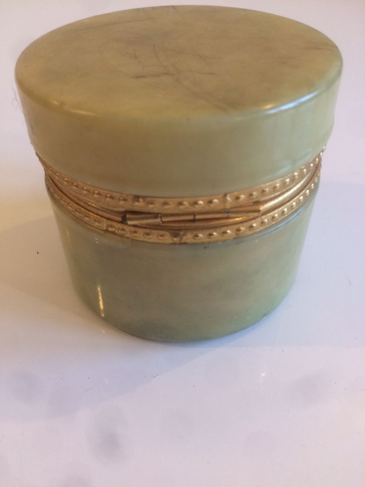 Porcelain box "CERRI NESTORE VOLTERRA" design
