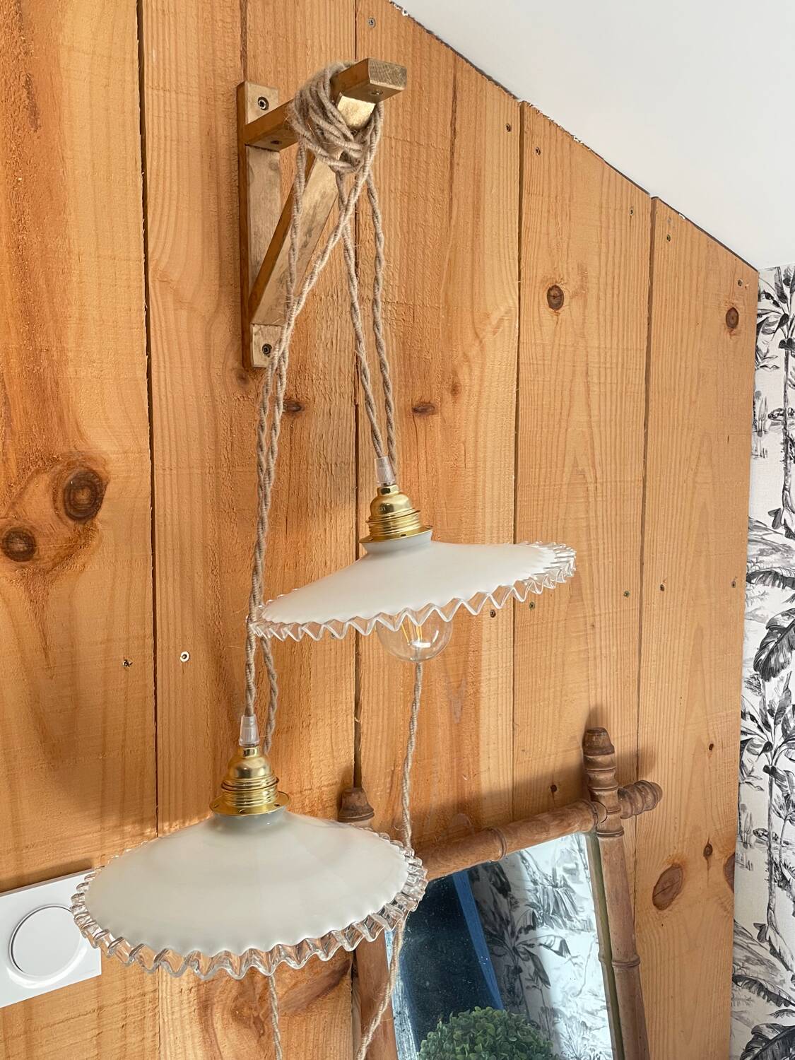 Pair of lace-edged opaline portable lamps with cord wire