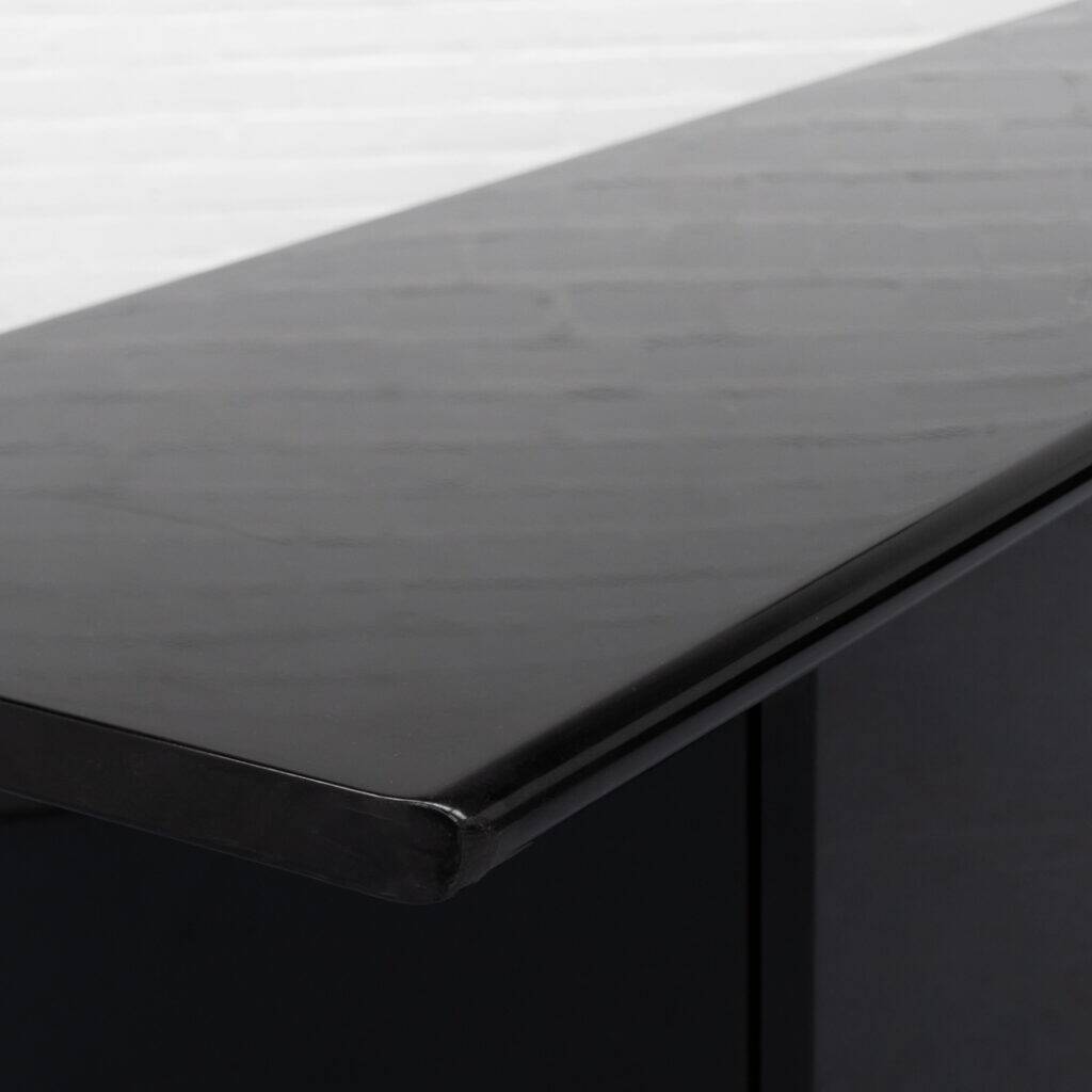 Italian high-gloss sideboard, 1980s