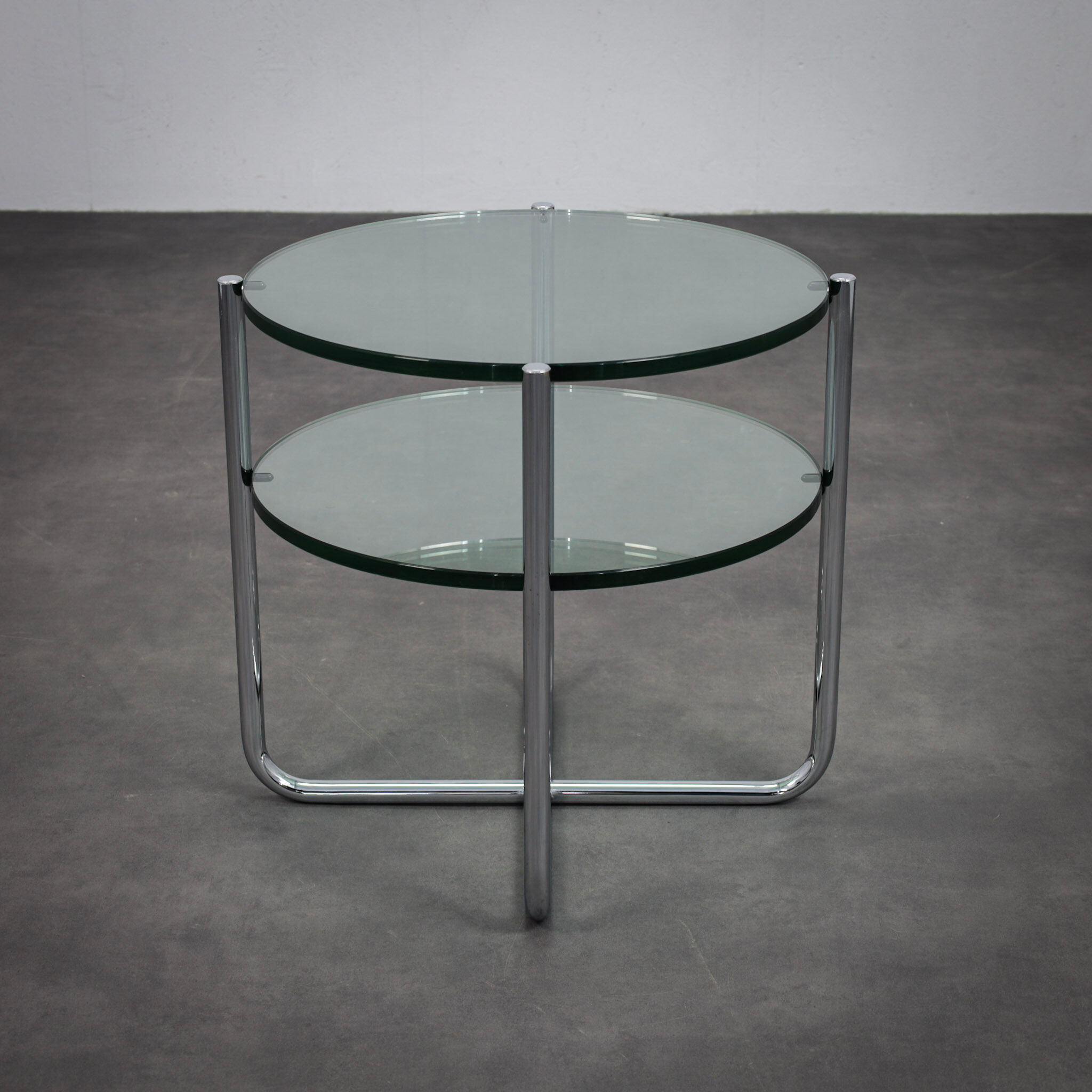 Bauhaus side table model 425 by Dutch Originals, 1990s.