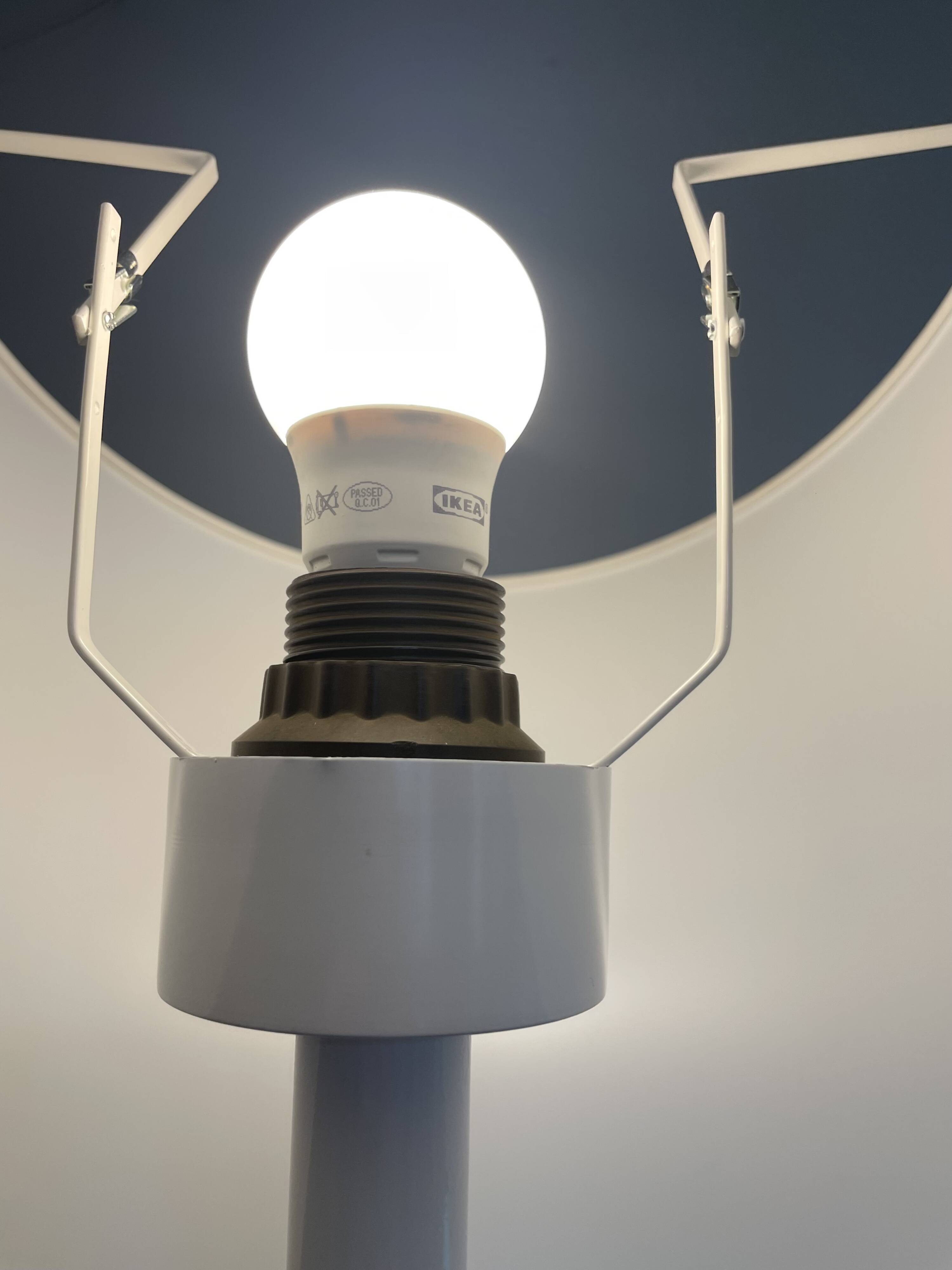 Set of two white Artifort 270 retro, standing lights