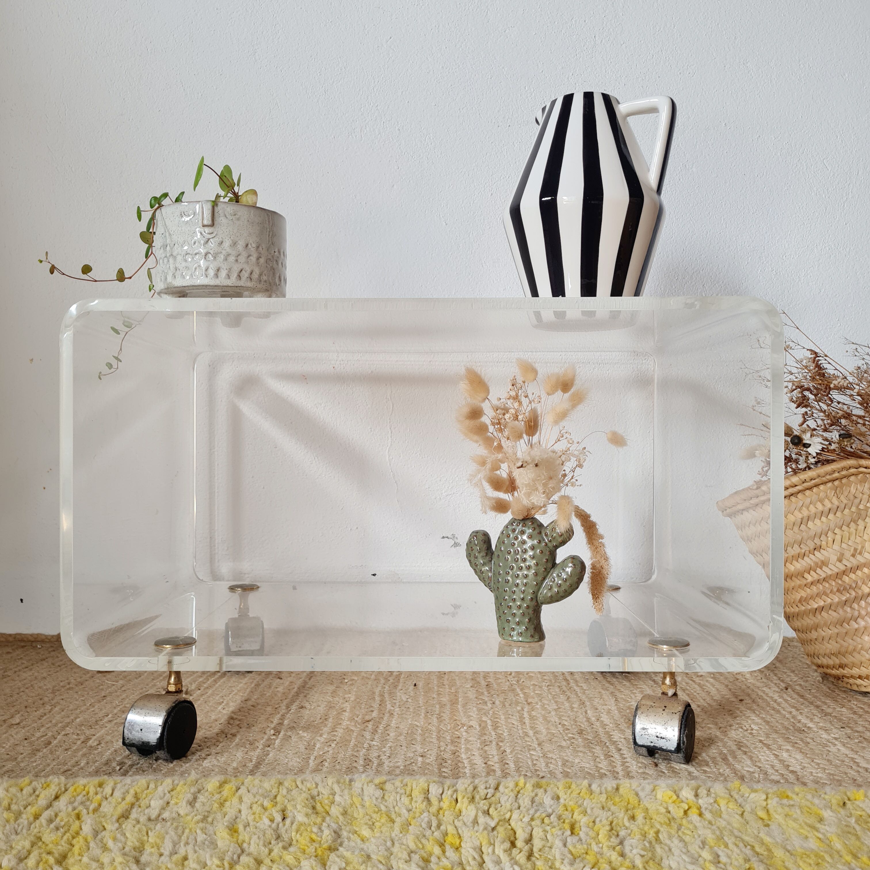 Table basse / Meuble d’appoint "Les Invisibles" David Lange – Altuglass