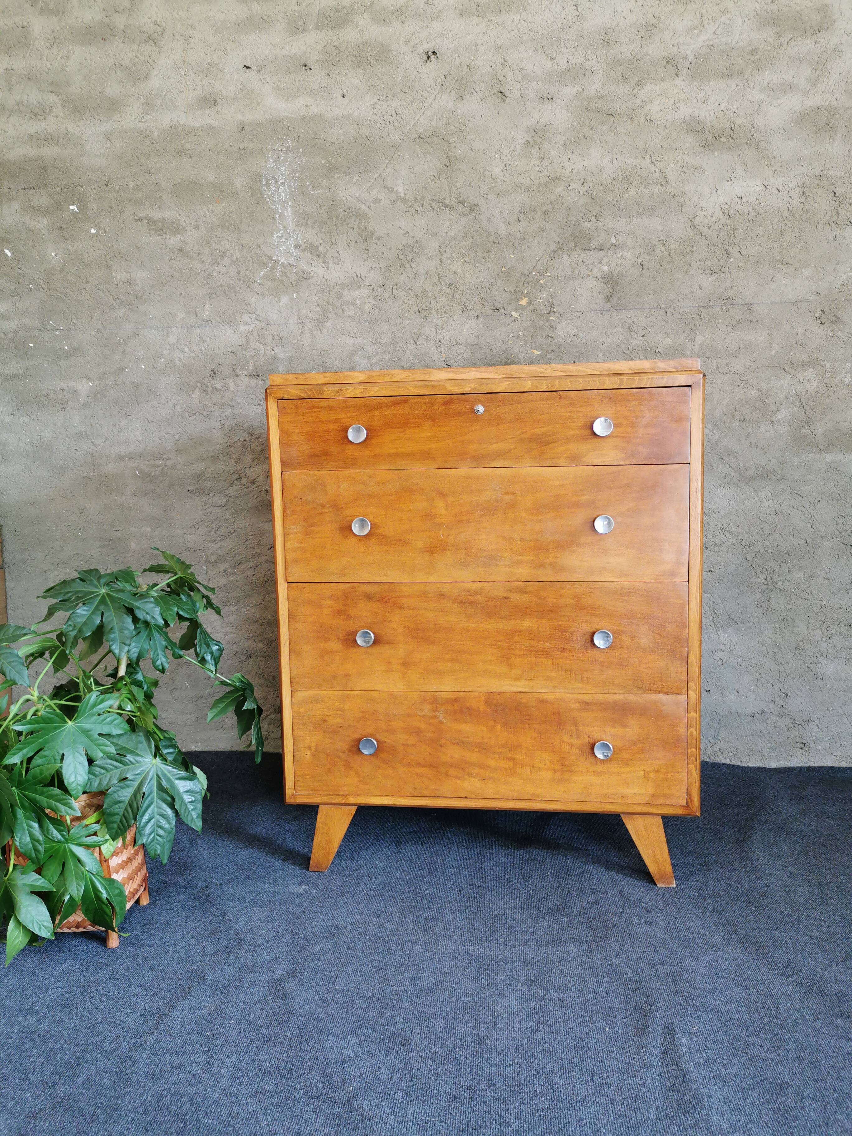 Commode haute