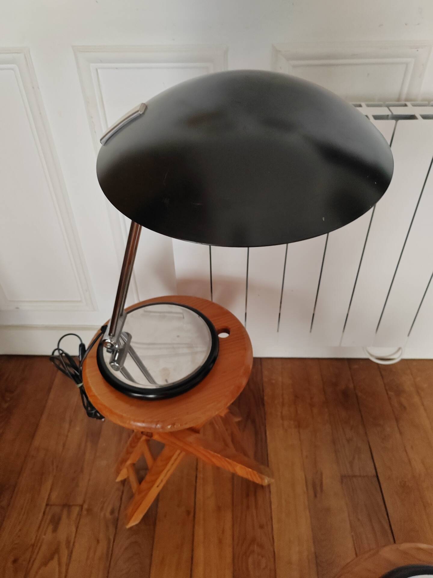 Paire de lampes soucoupe aluminor