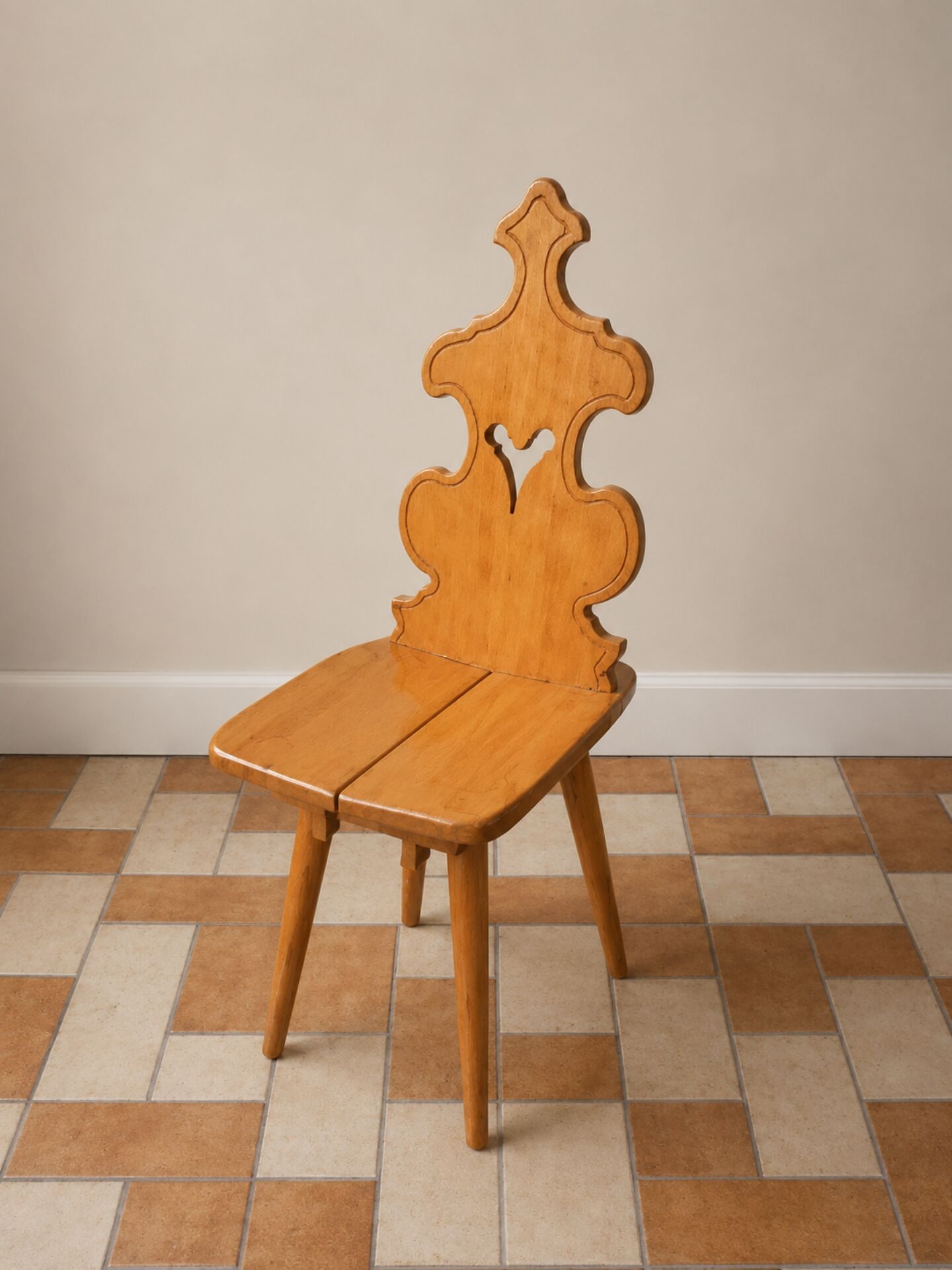 Lot de 4 chaises Tyroliennes.