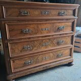 Walnut chest of drawers