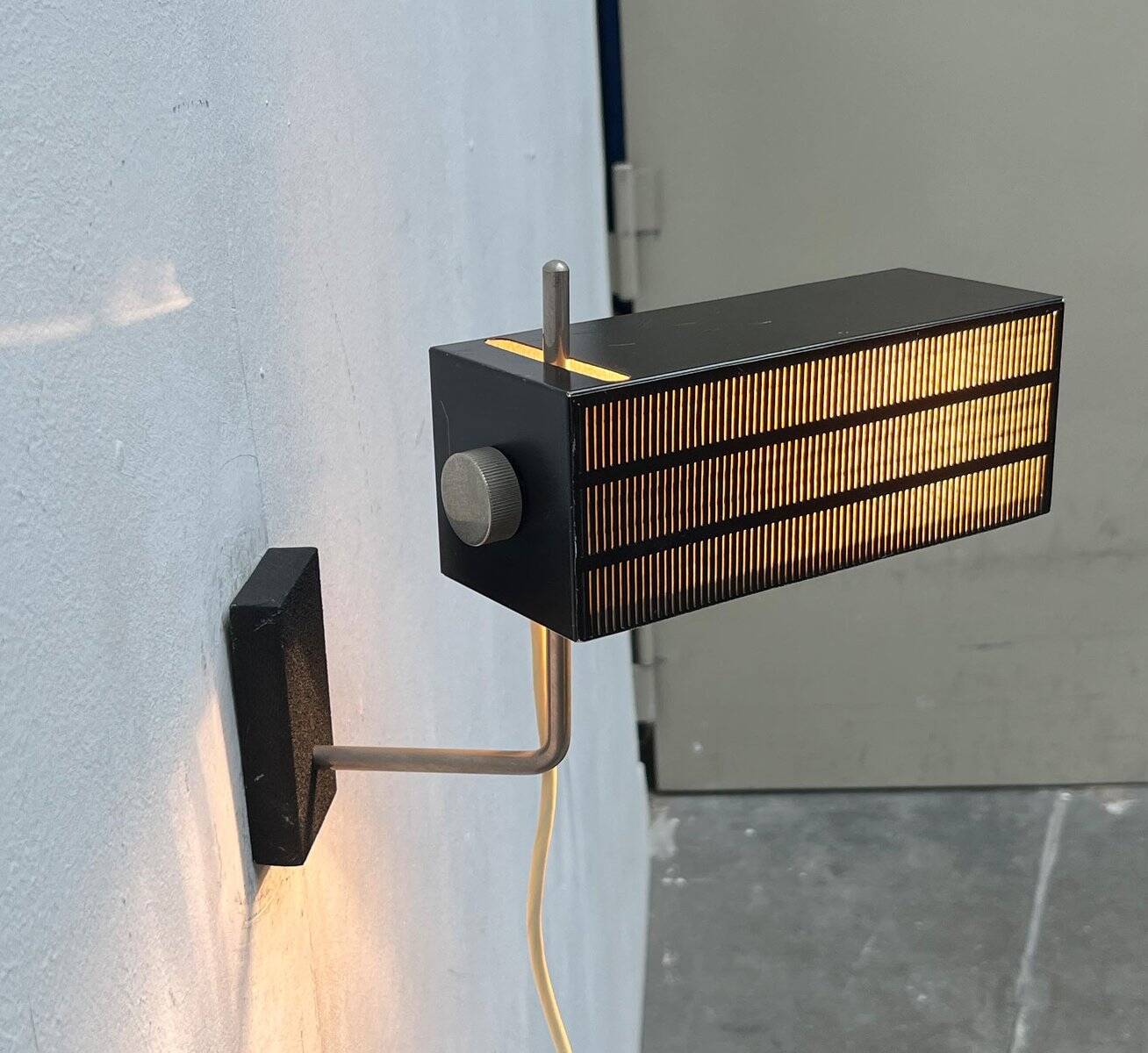 Lampe murale modèle Flamingo minimaliste allemande du milieu du siècle de Bur, Bünte & Remmler Leuchten, années 1960