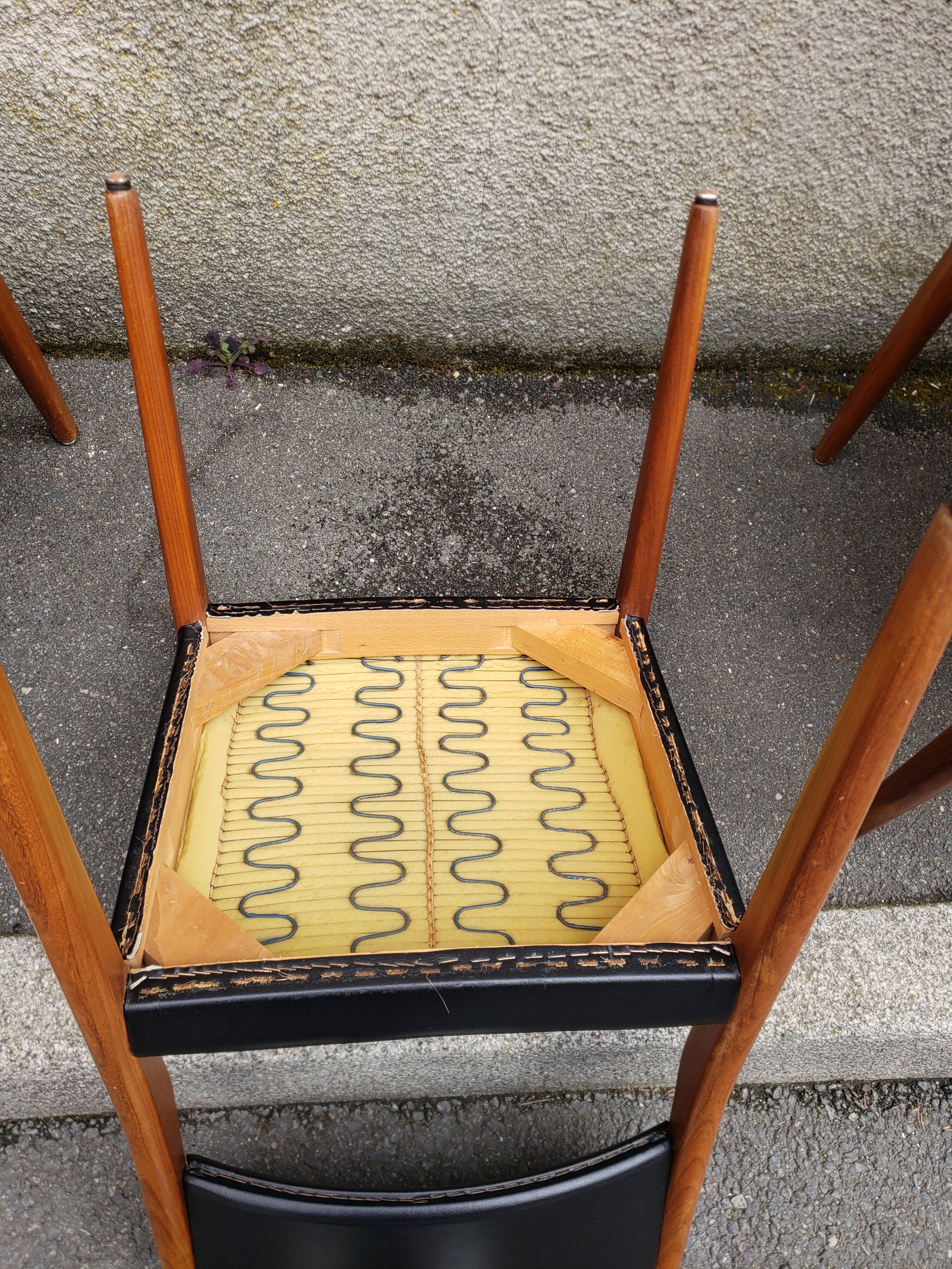 6 scandinavian black and beech chairs