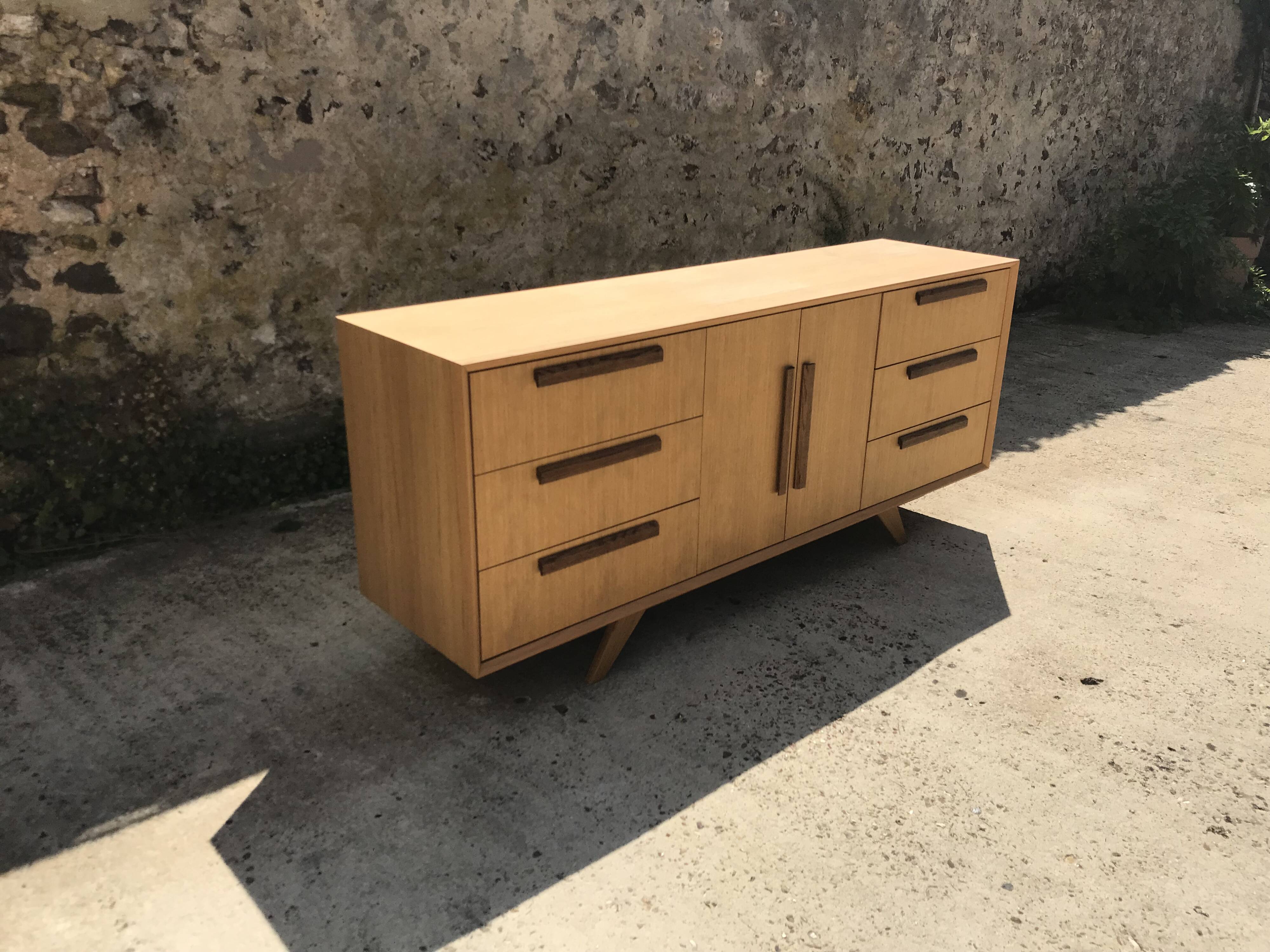 Modern enfilade