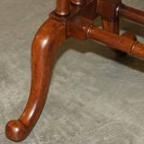 Antique extendable coffee table circa 1880 in solid walnut.