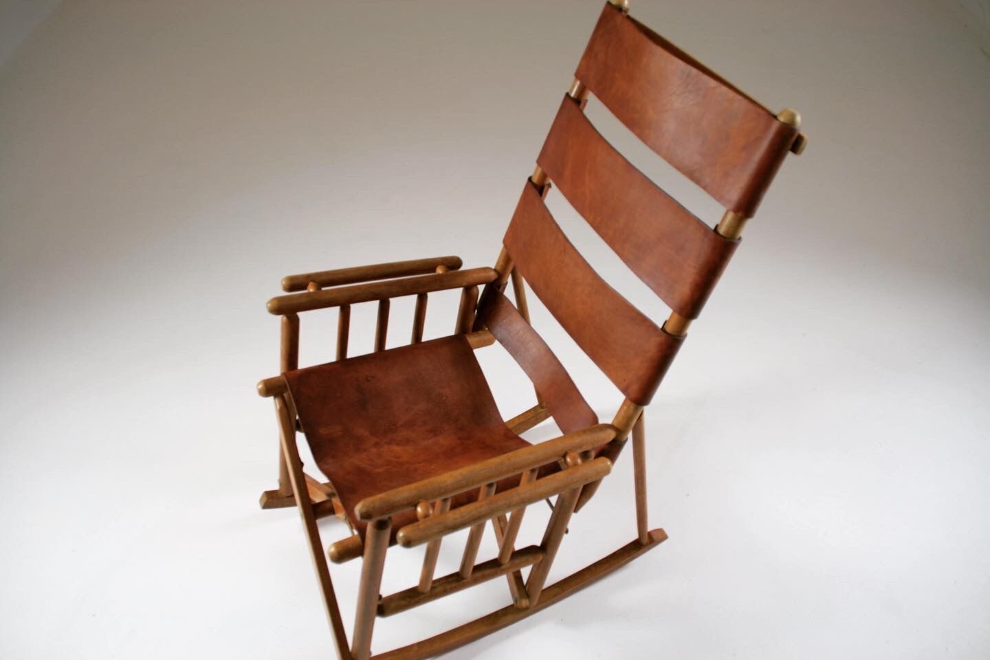 American rocking chair in wood and leather, 1960s