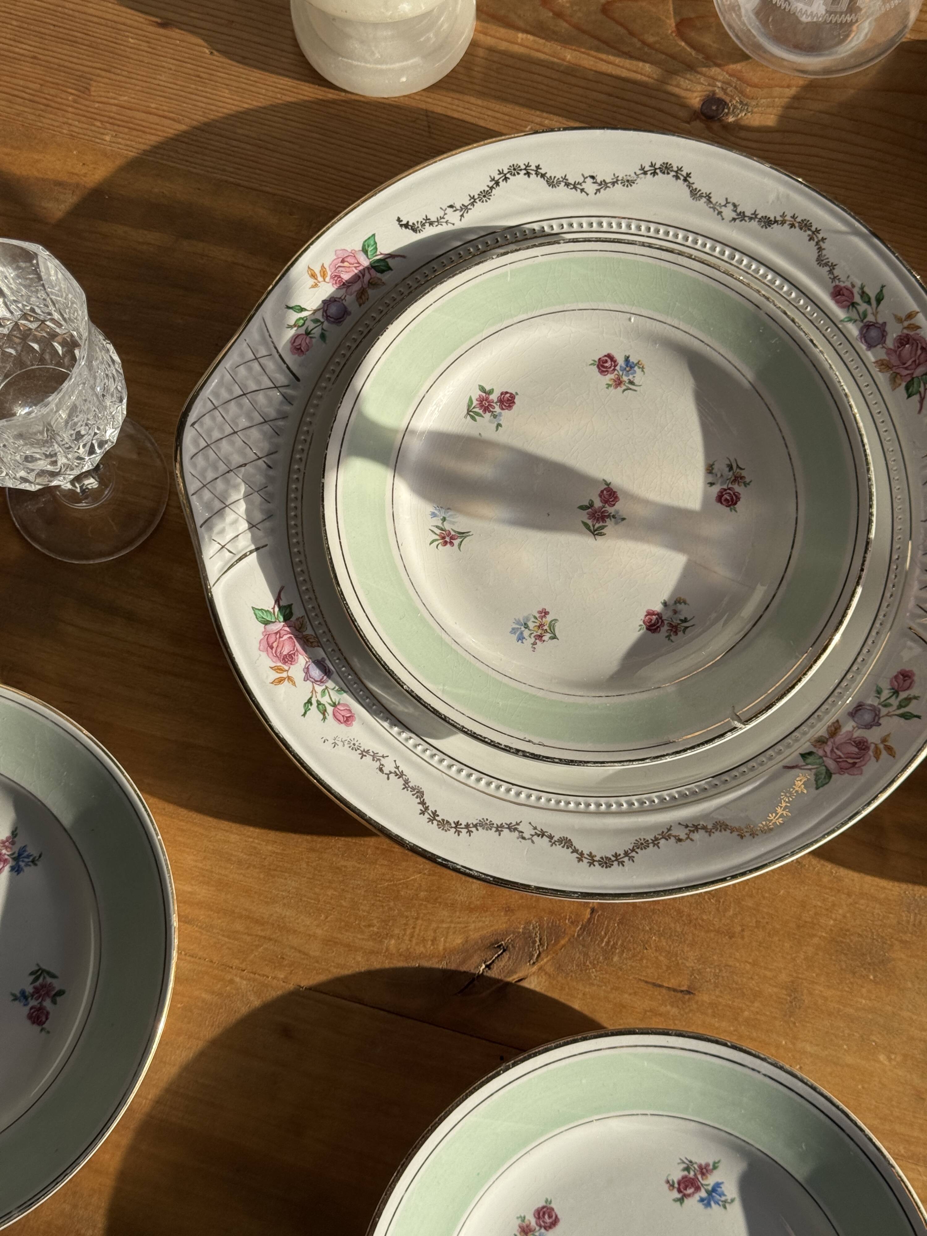 L'Amandinoise rose gold tart dish D30