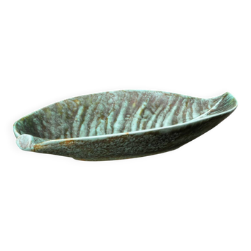 Enamelled stoneware plate