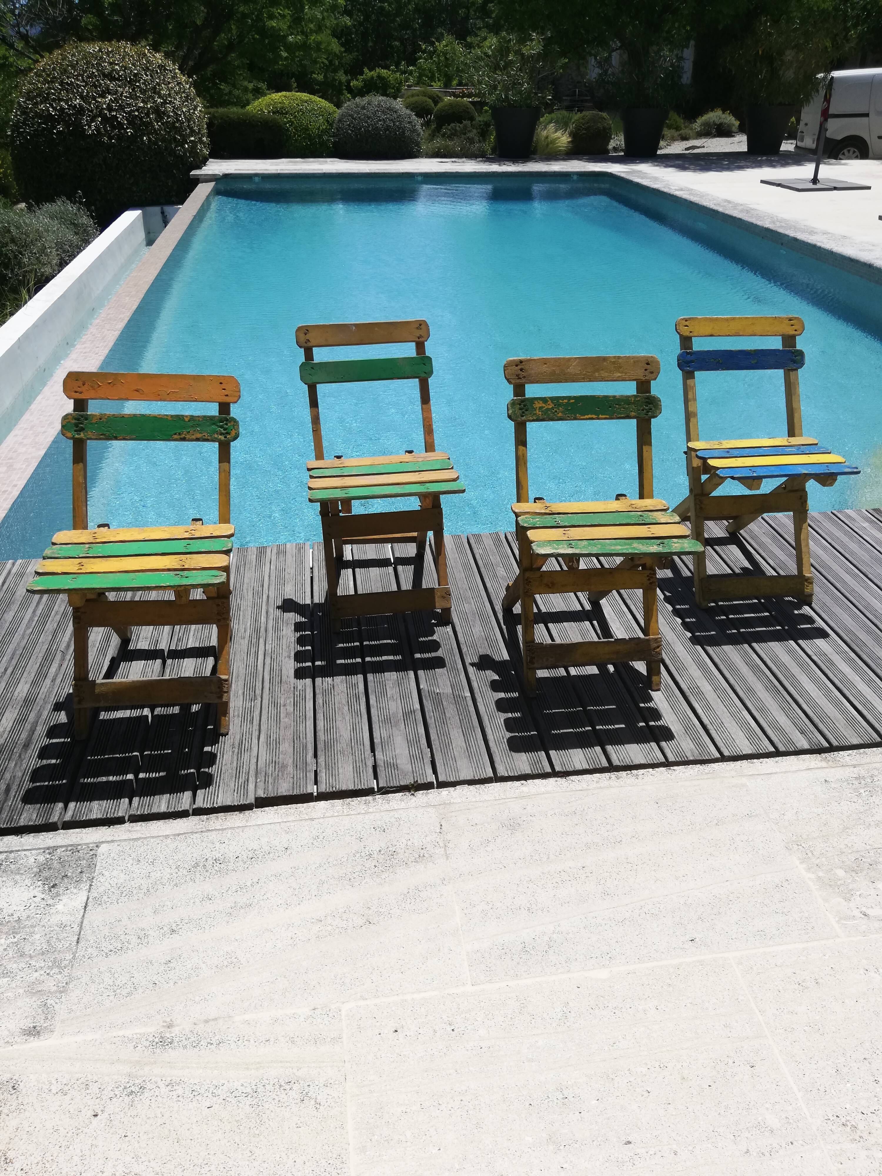 4 vintage outdoor chairs