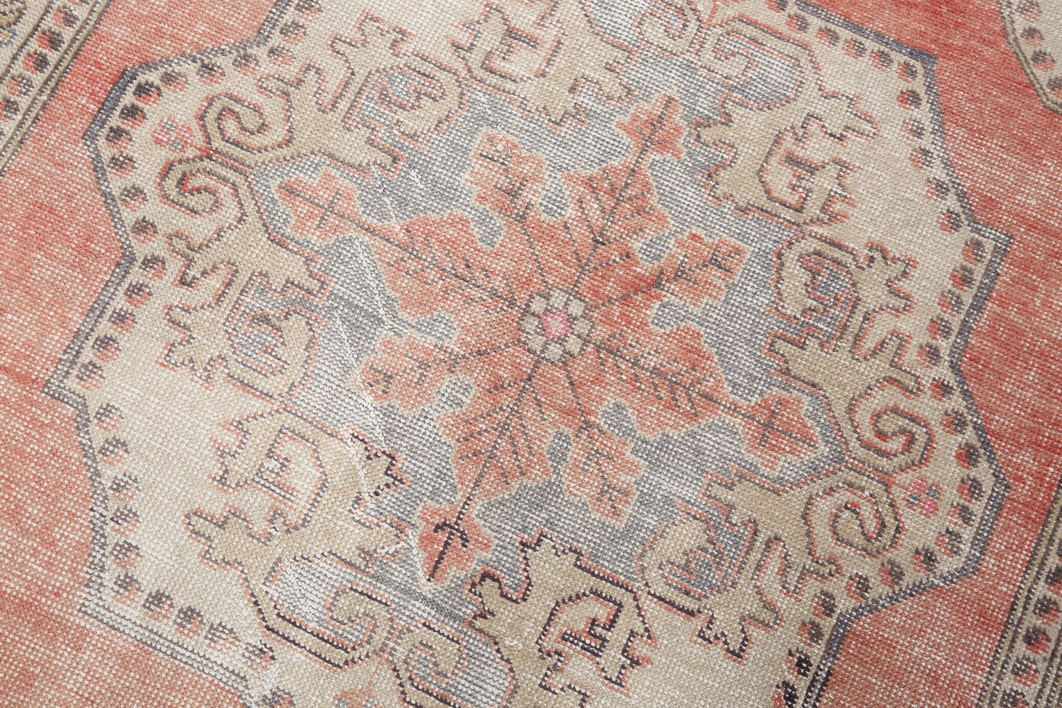 4x7 Scandinavian Vintage Rug