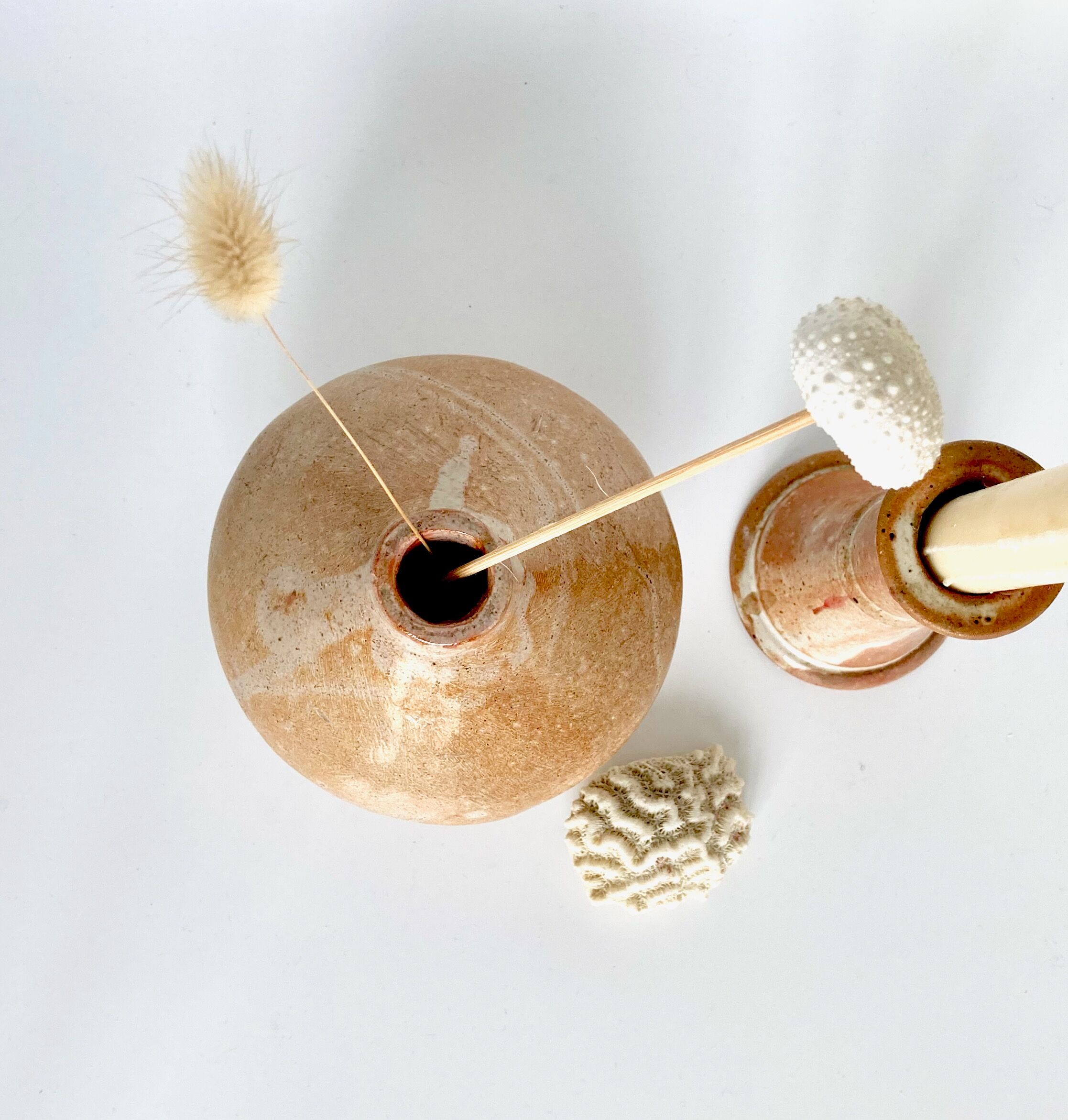 Soliflore sandstone vase