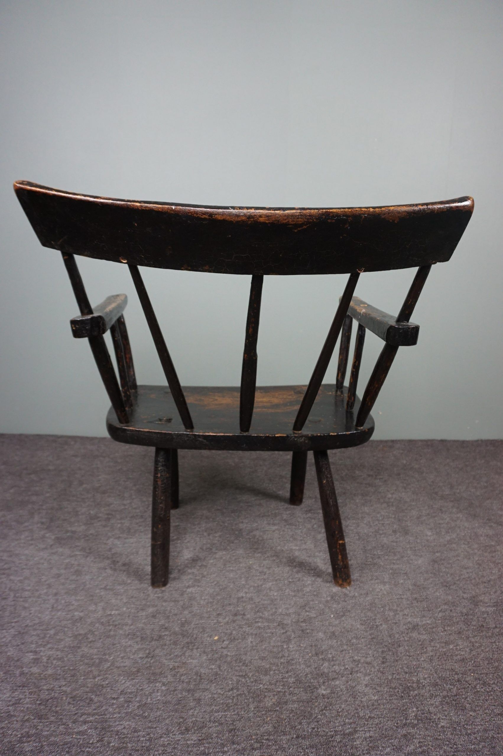 Chair with armrests mid-eighteenth century