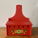 Red plastic onion or spice box with wood effect and floral decoration - EMSA - 1970