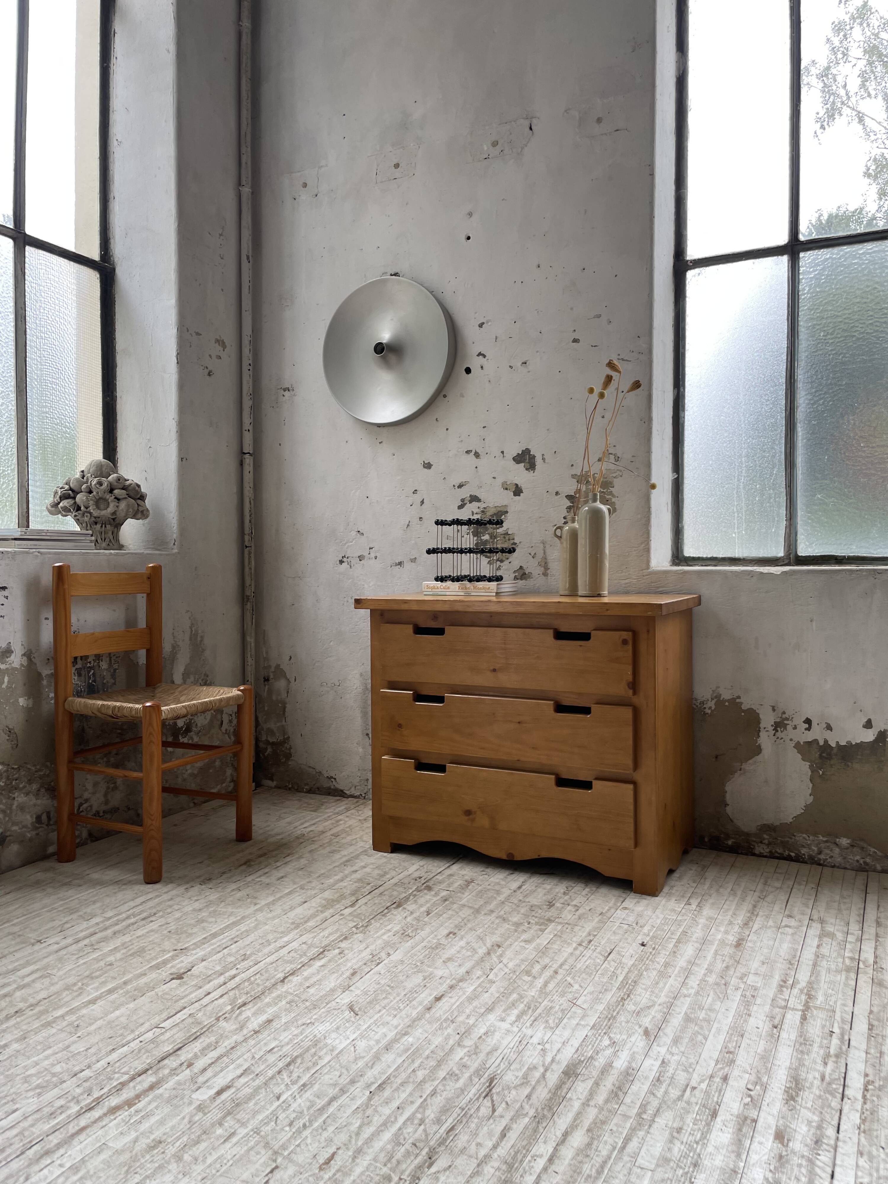 80s pine chest of drawers, mountain furniture