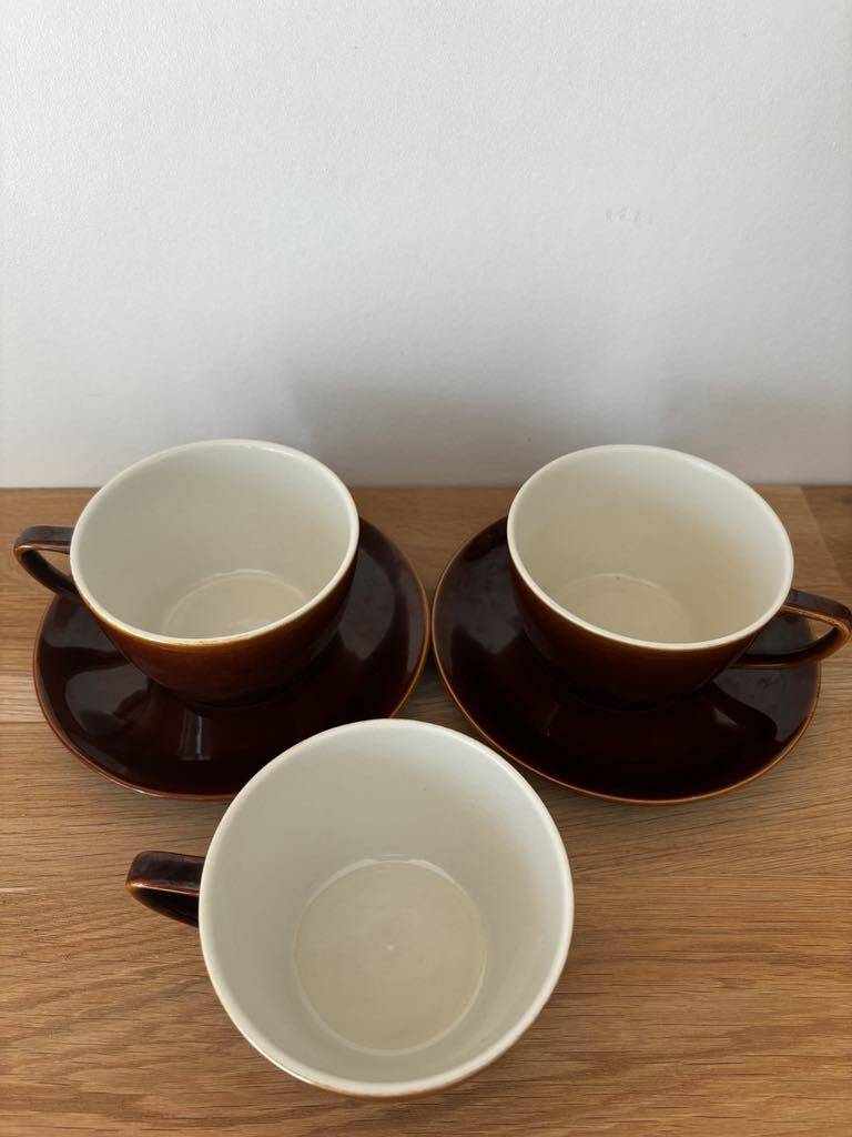 4 cups 5 saucers brown bistro style Villeroy and Boch