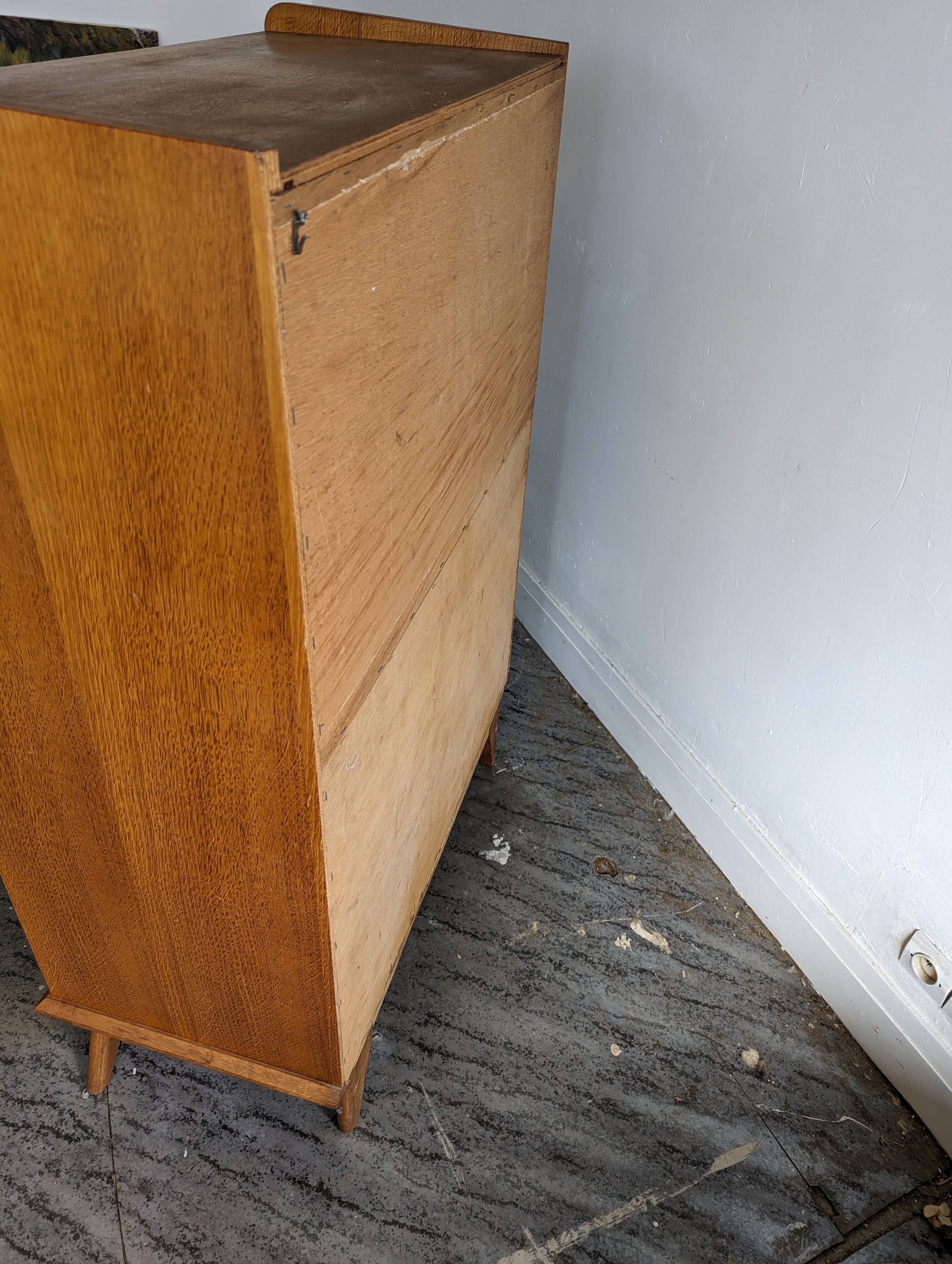Secretary chest of drawers