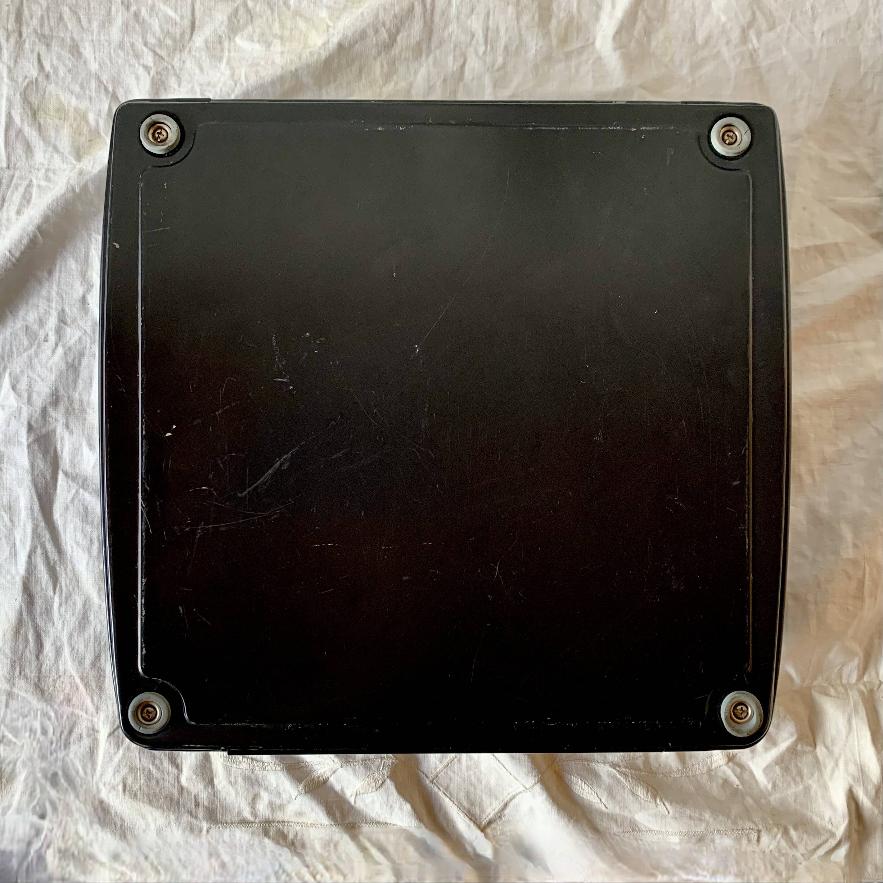 Old Brother 220 Deluxe mechanical typewriter - Made in Japan