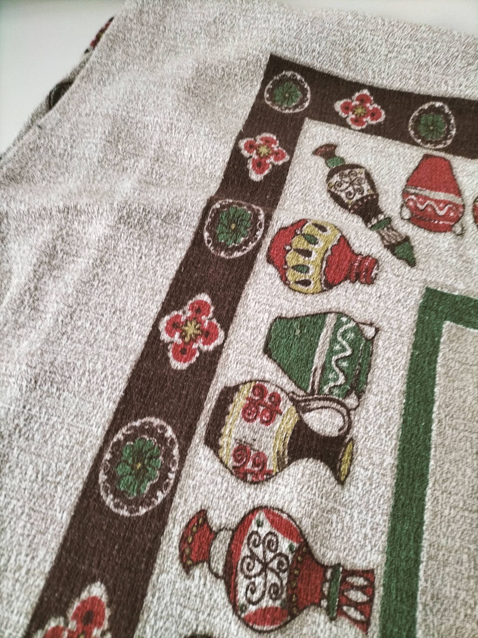 Vintage tablecloth with stylized pottery design, 1960s-70s