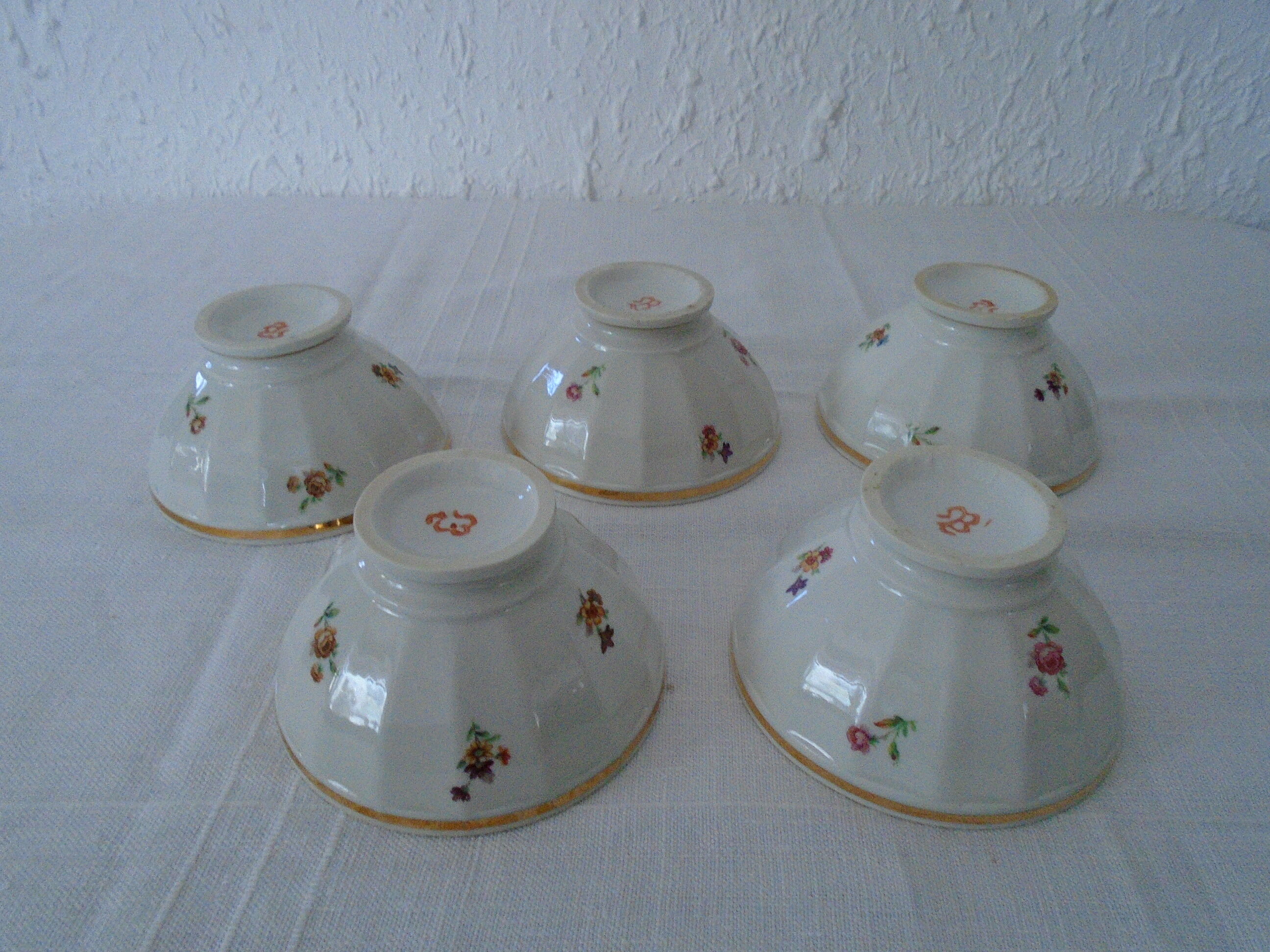 5 Old sowing seedling bowls of small flowers signed