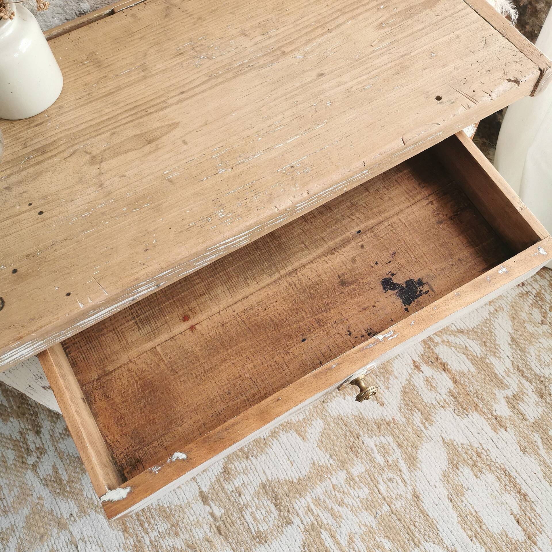Petit établi, meuble de métier ancien