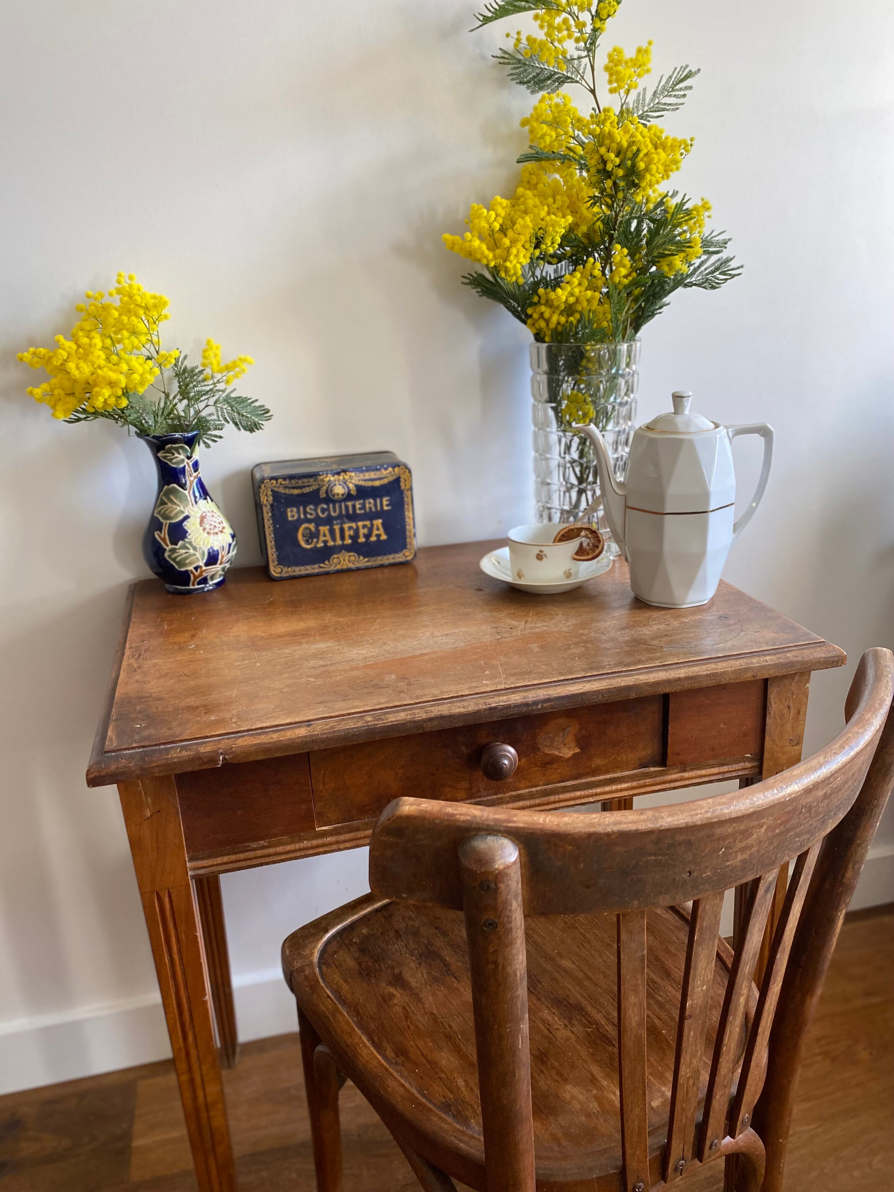 Old year 50 wooden desk