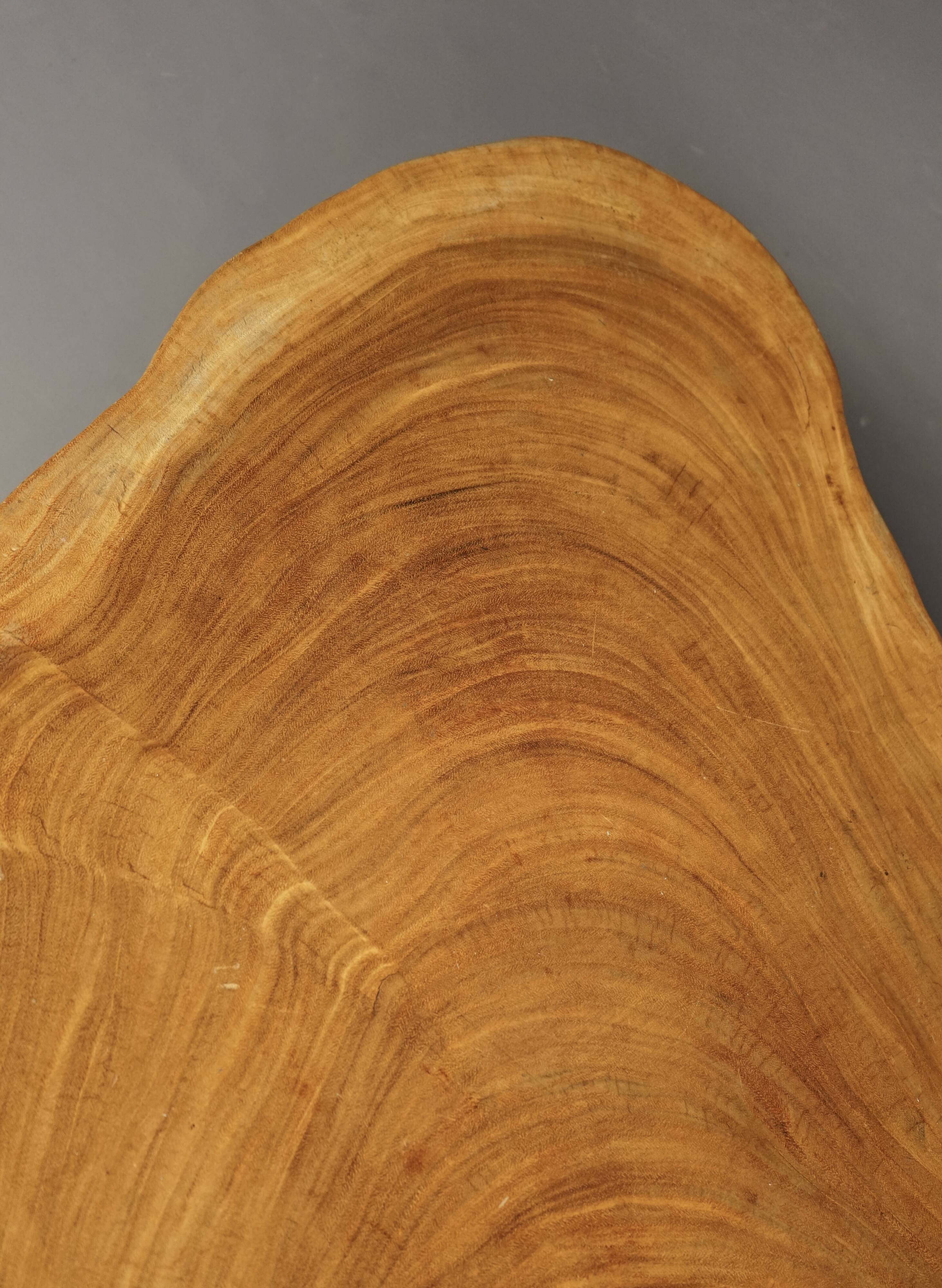 Table basse brutaliste en bois de tronc d'arbre, années 1960