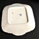 Square porcelain plate Sarreguemines model Minton 215 with Japonese decoration.