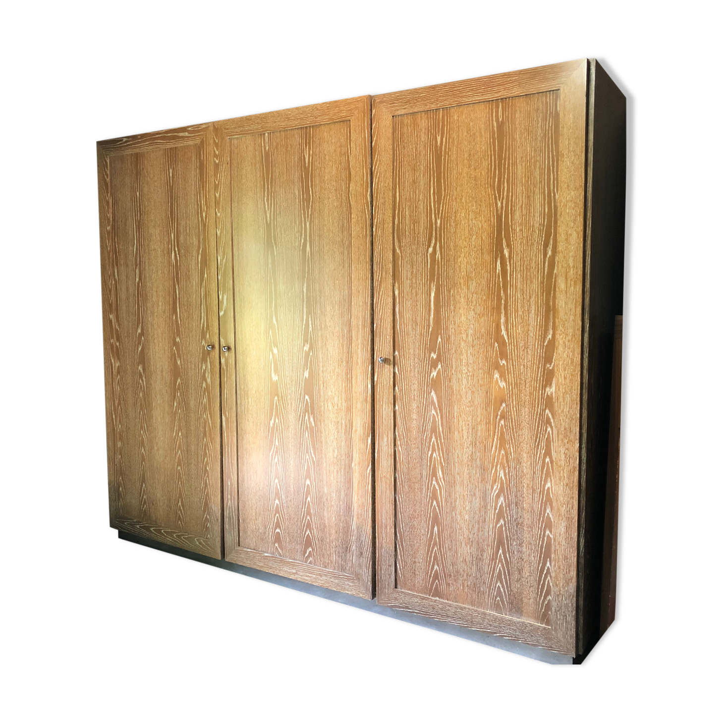 Armoire 3 portes chêne cerusé