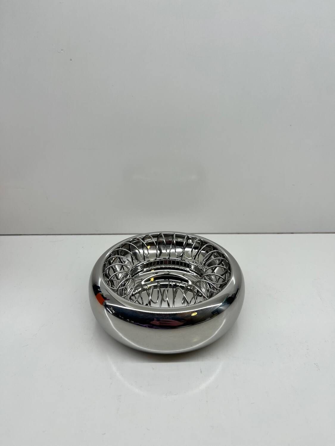 Alessi – Spiral Ø12 cm – Achille Castiglioni – Ashtray – Polished stainless steel