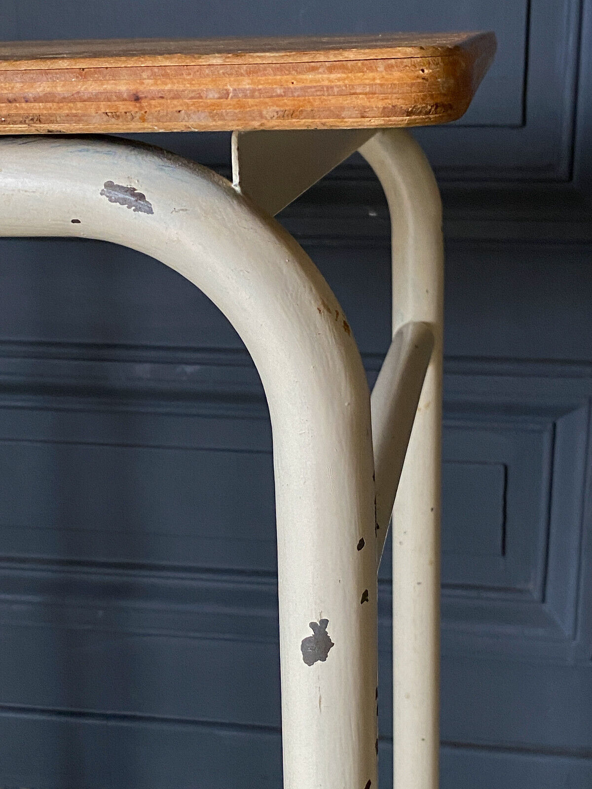 School desk 1960 white lacquered metal wooden top