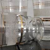 8 glasses with white granite strip and golden borders year 50's