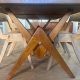 Table à manger pied compas dans le goût de Pierre Jeanneret
