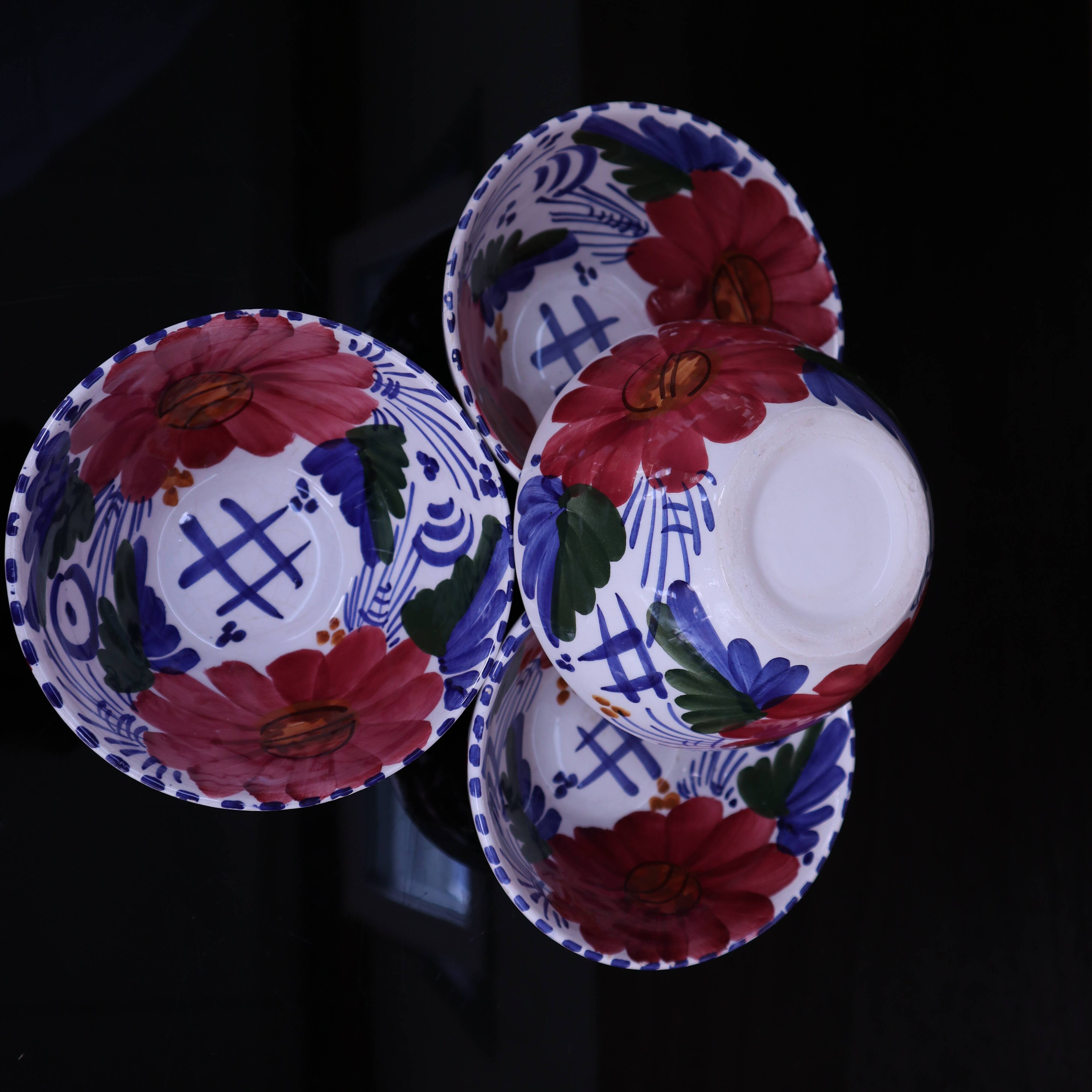 4 Pretty vintage ceramic bowls hand-painted